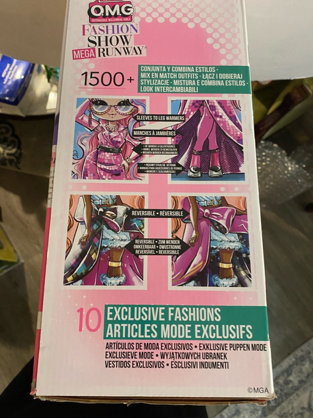 L.O.L. Surprise! Fashion Show Mega Runway Playset - Pink, Blue, Gold - Picture 3 of 3